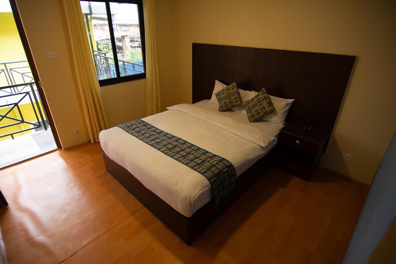 Hotel Dine & Dream كاتماندو المظهر الخارجي الصورة